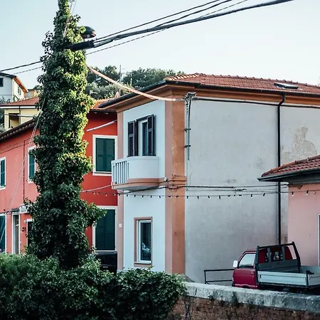 別荘 La Maison Golfo Dei Poeti