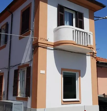 La Maison Golfo Dei Poeti Holiday home *